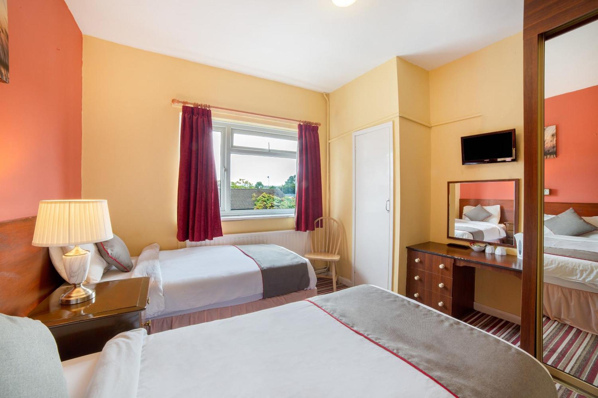 Oyo The Royal Hotel Dunston  エクステリア 写真