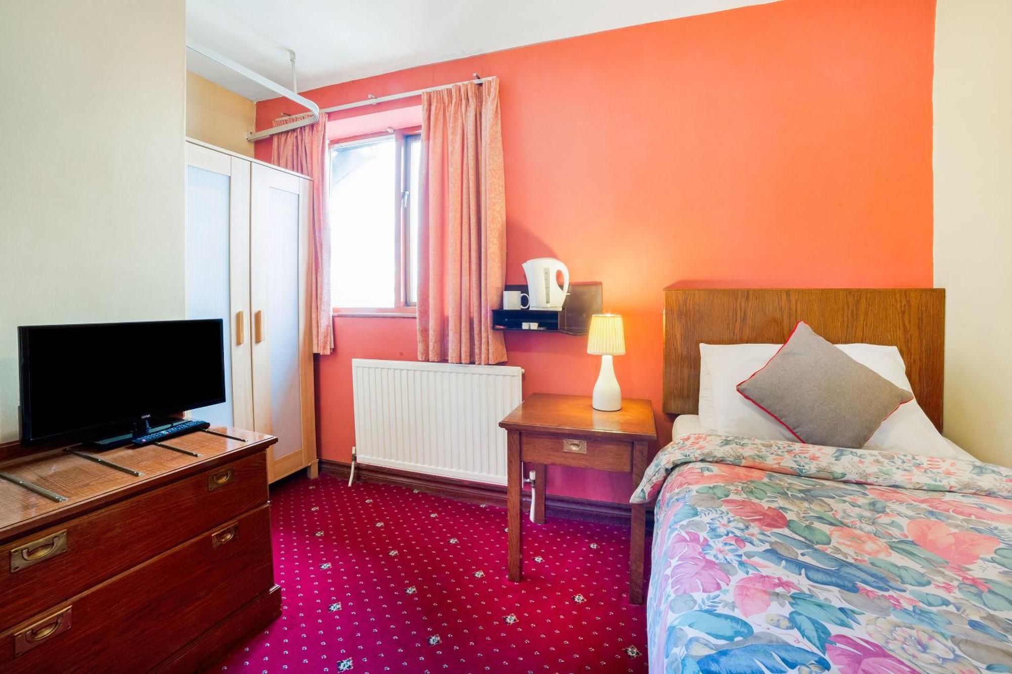 Oyo The Royal Hotel Dunston  エクステリア 写真