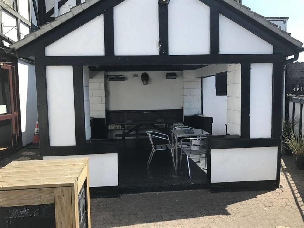 Oyo The Royal Hotel Dunston  エクステリア 写真